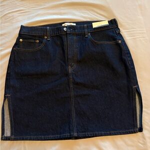 Abercrombie & Fitch denim Navy Mini Skirt, SZ 30
